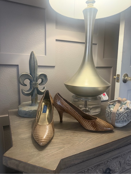 Cincin Shoes - Snake skin pumps